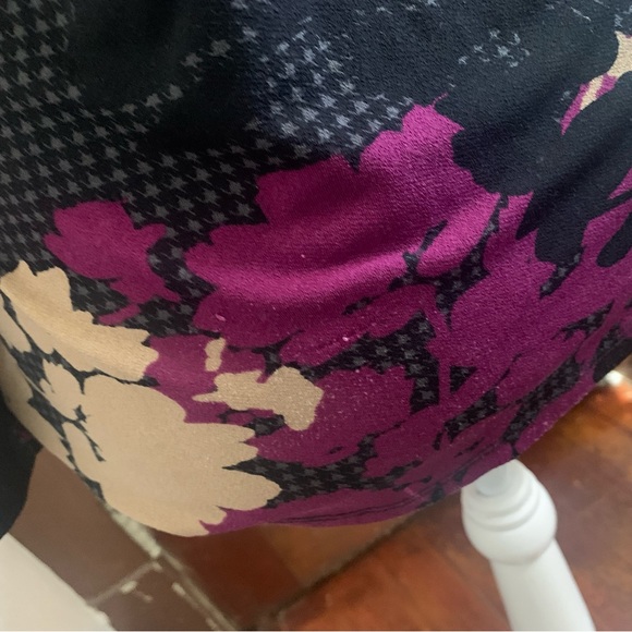 Floral blouse - Picture 4 of 5